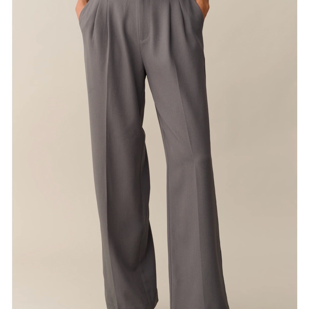 Chic Women's Wide-Leg BLACK Trousers NWT size 4